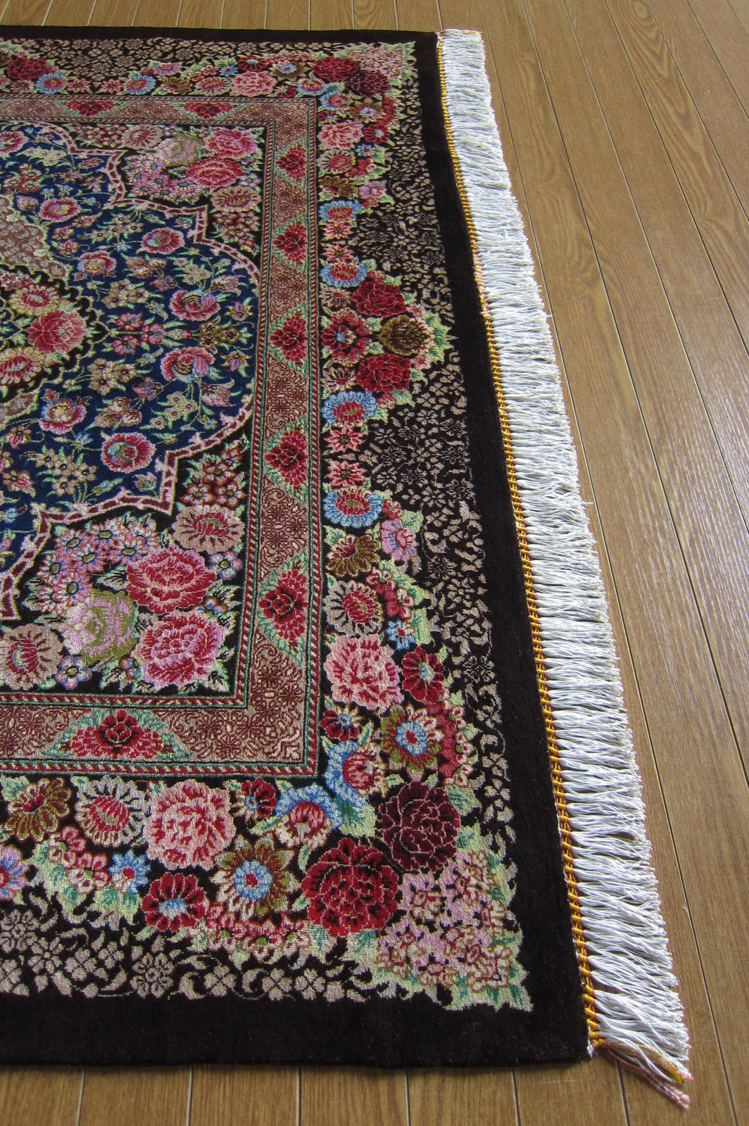 クム産 TOFIGH シルクカーペット (150×97cm)