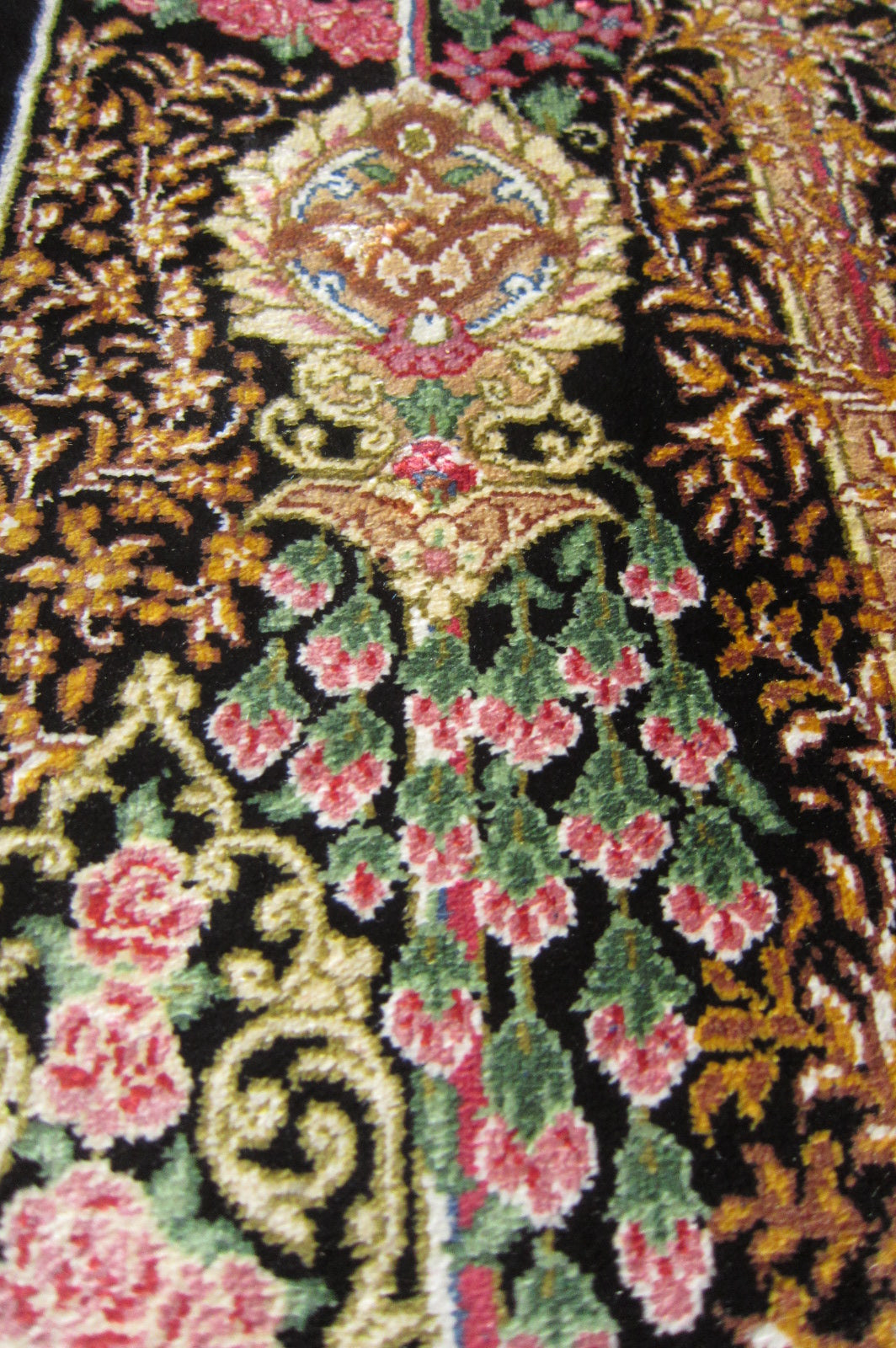 クム産シルクカーペット (90×60cm) SADEGHZADE工房