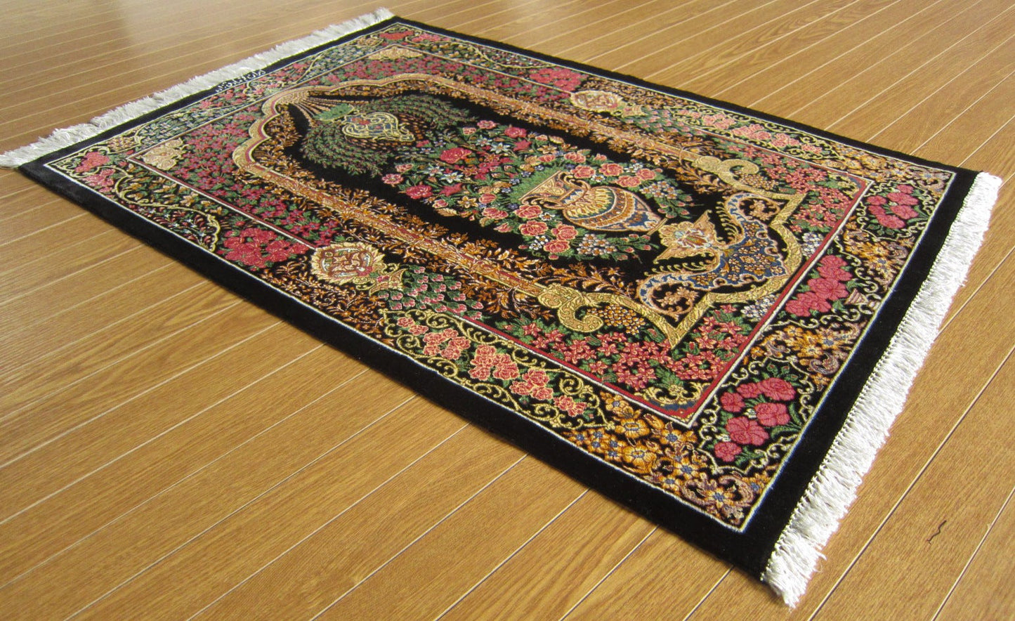 クム産シルクカーペット (90×60cm) SADEGHZADE工房