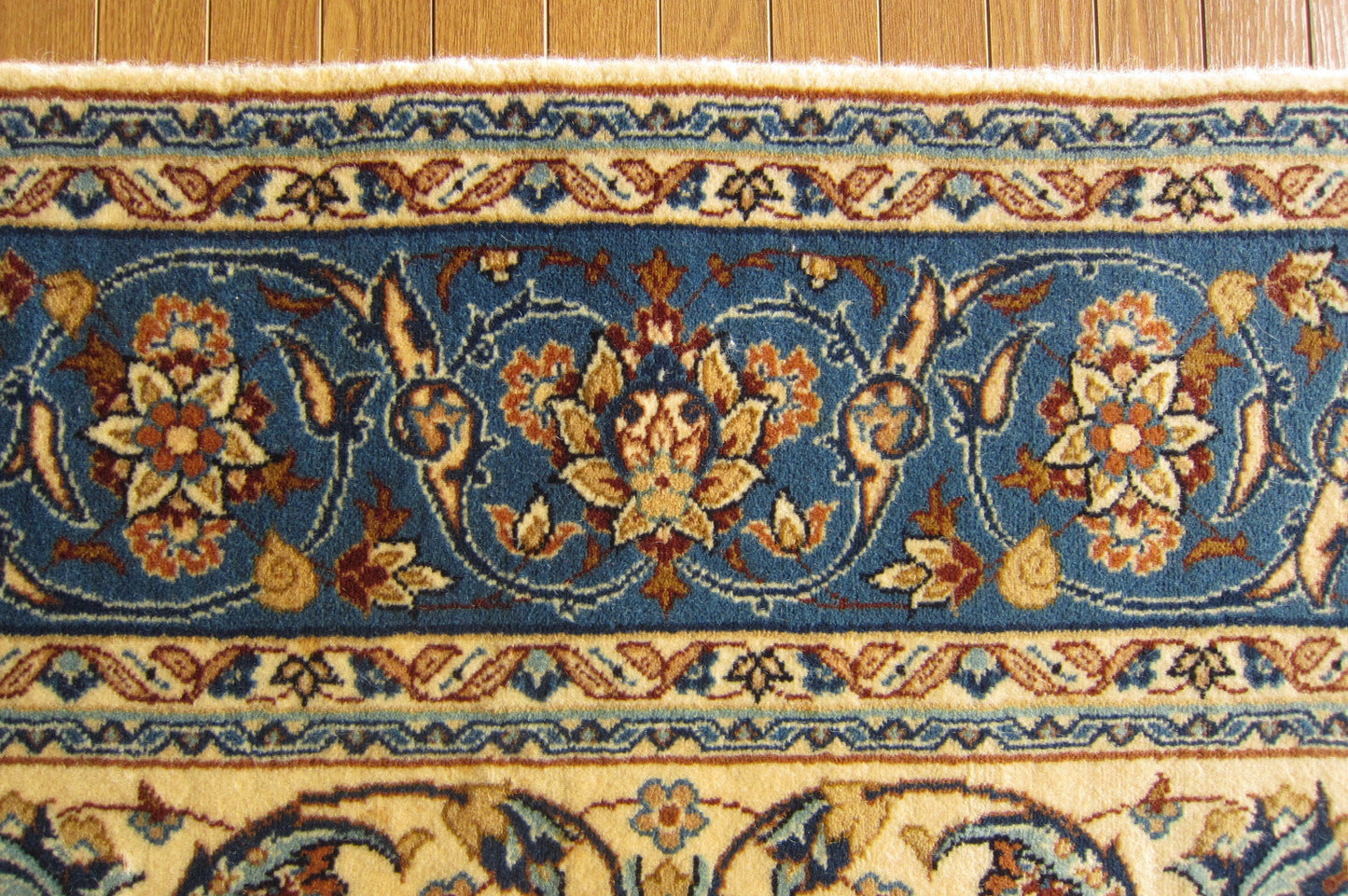 カーシャン産カーペット (230×147cm)