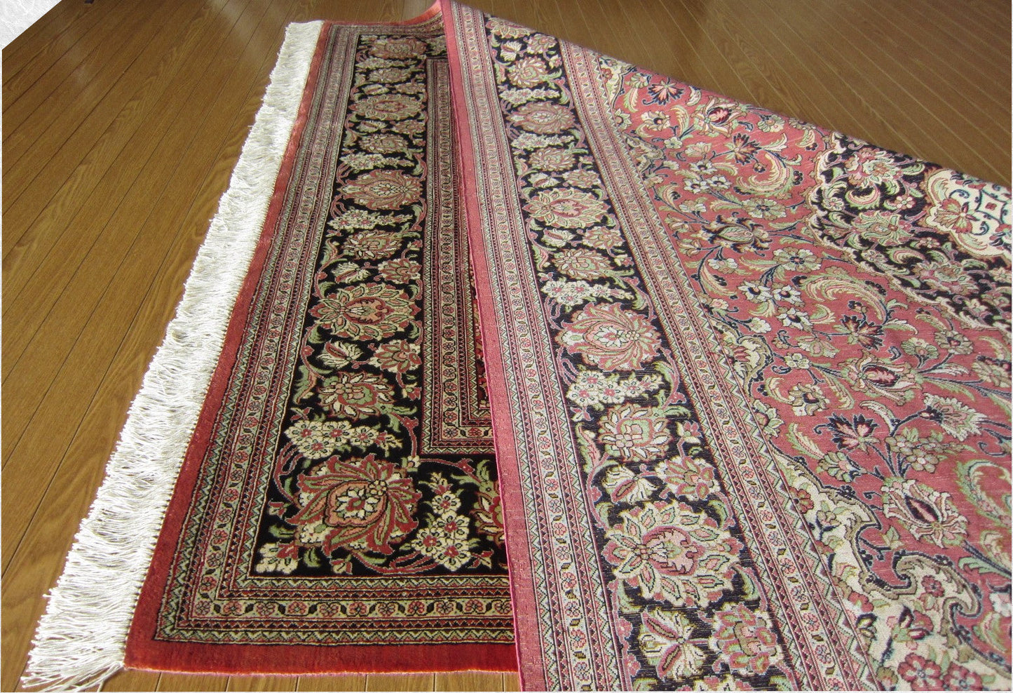 クム産シルクカーペット (213×139cm)