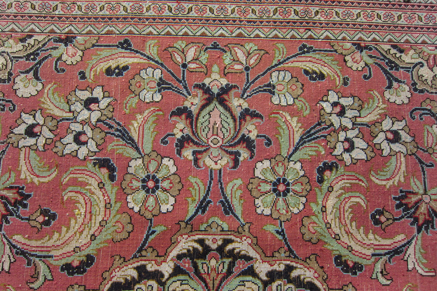 クム産シルクカーペット (213×139cm)