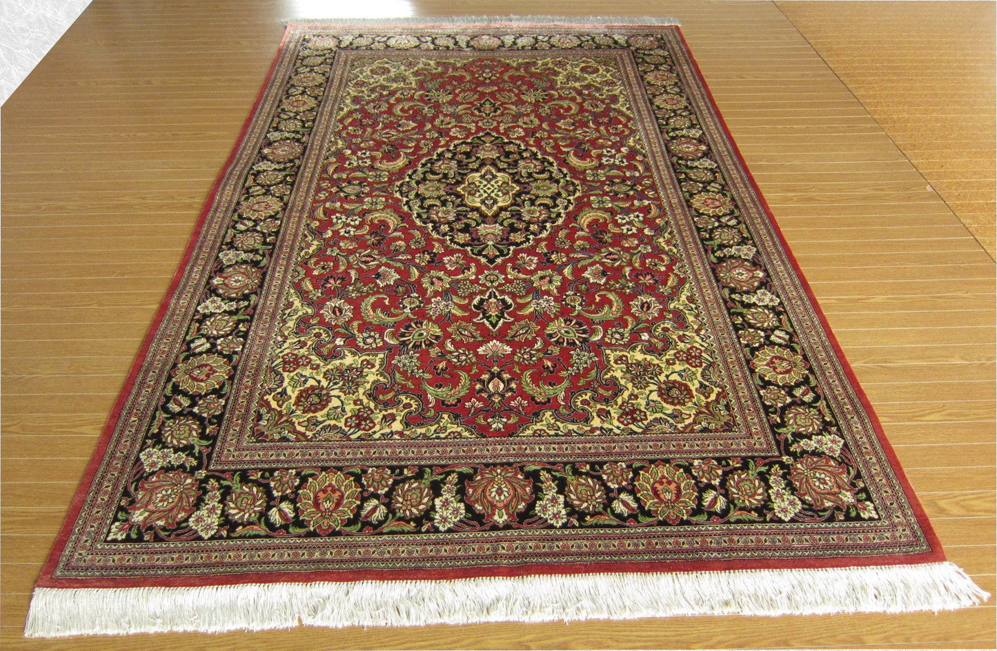 クム産シルクカーペット (213×139cm)