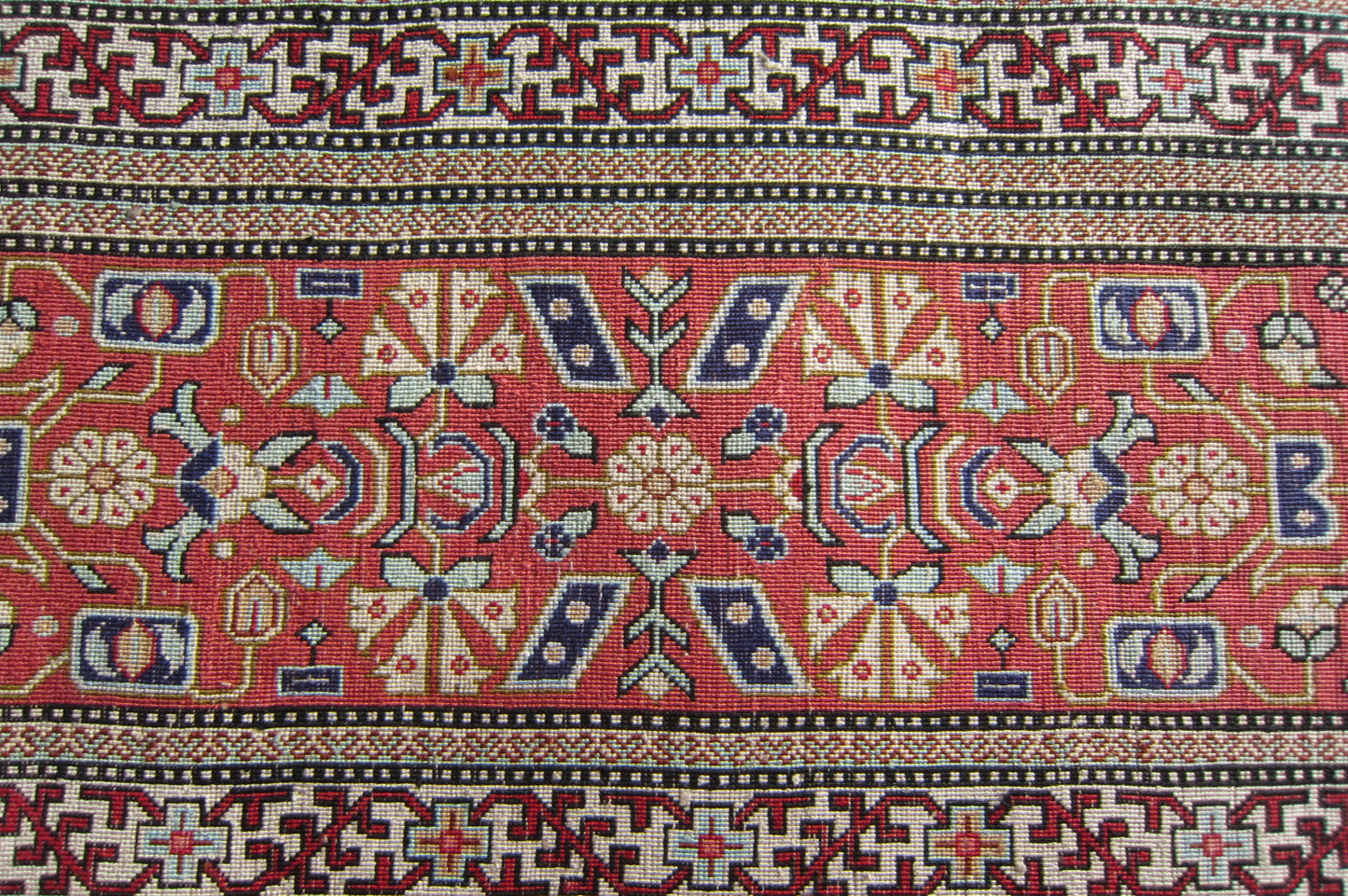 クム産 AHMADI シルクカーペット (196×126cm)