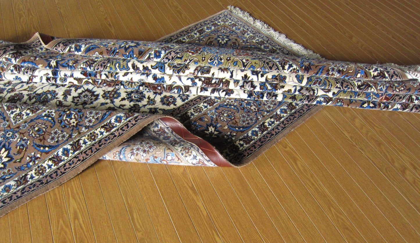 イスファハン産カーペット (252×158cm)