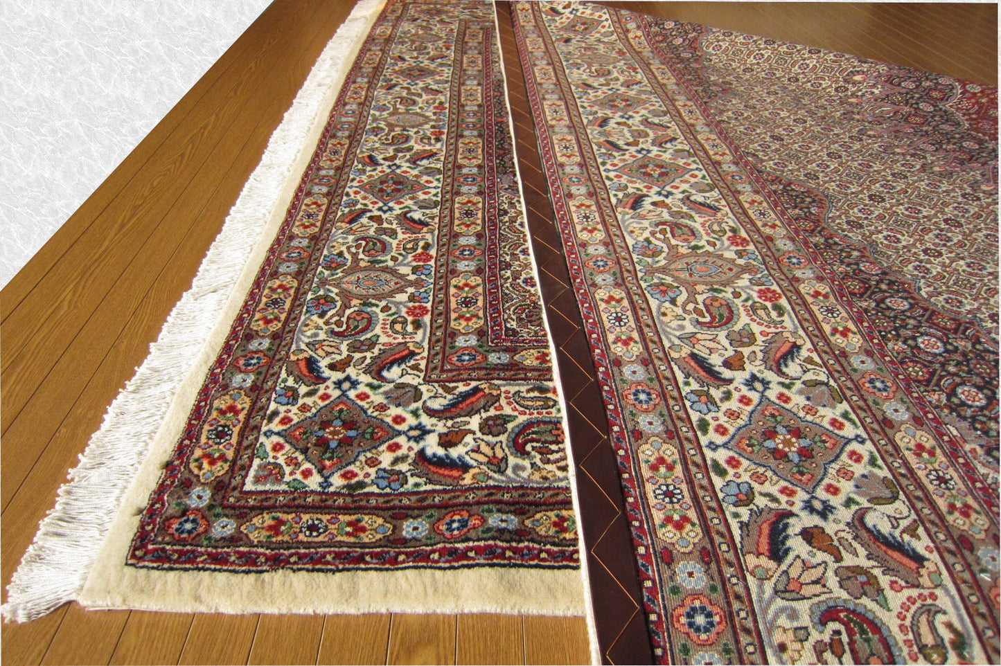 イラン直輸入★ムード産ペルシャ絨毯・カーペット