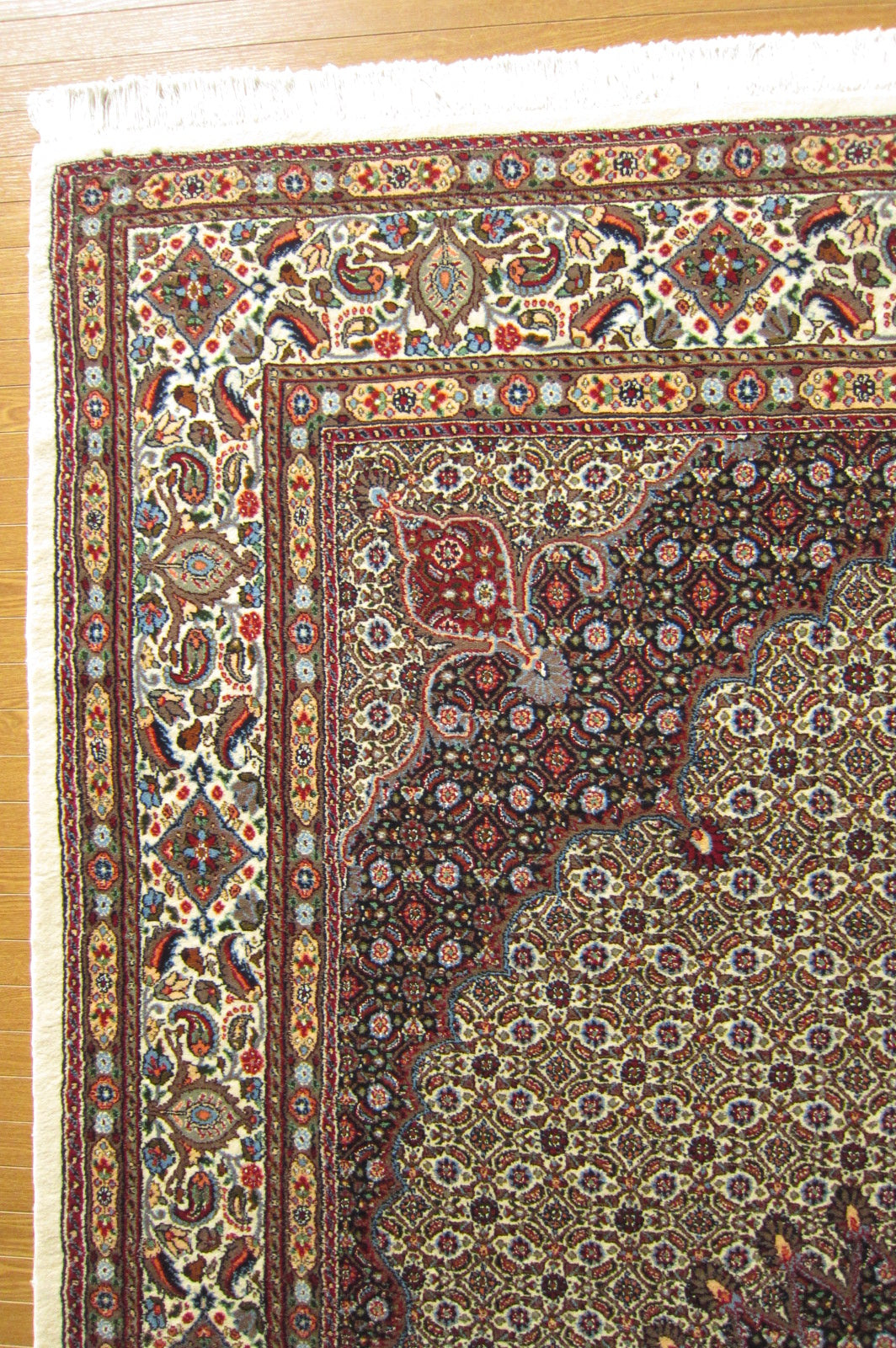 イラン直輸入★ムード産ペルシャ絨毯・カーペット