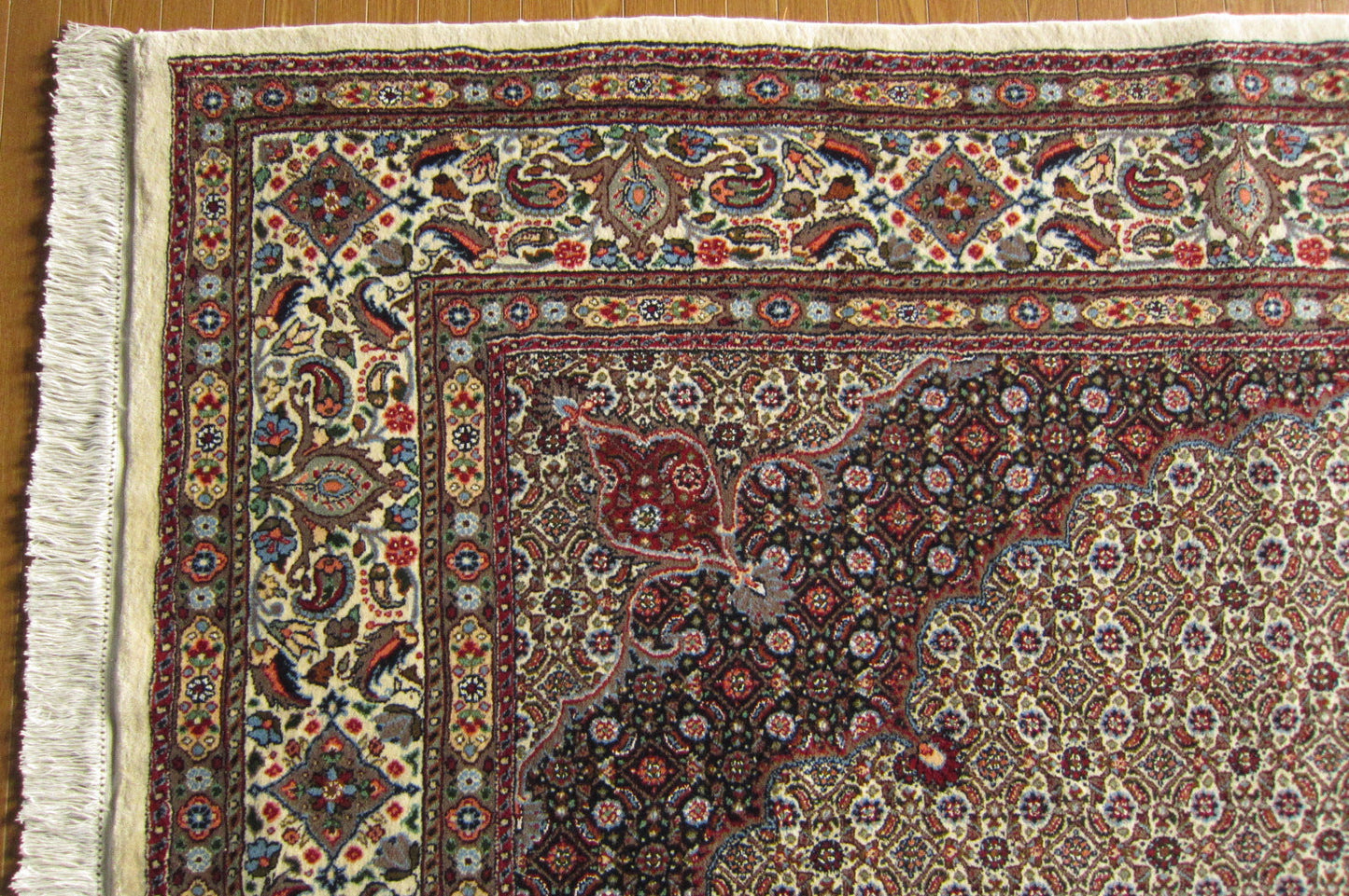 イラン直輸入★ムード産ペルシャ絨毯・カーペット
