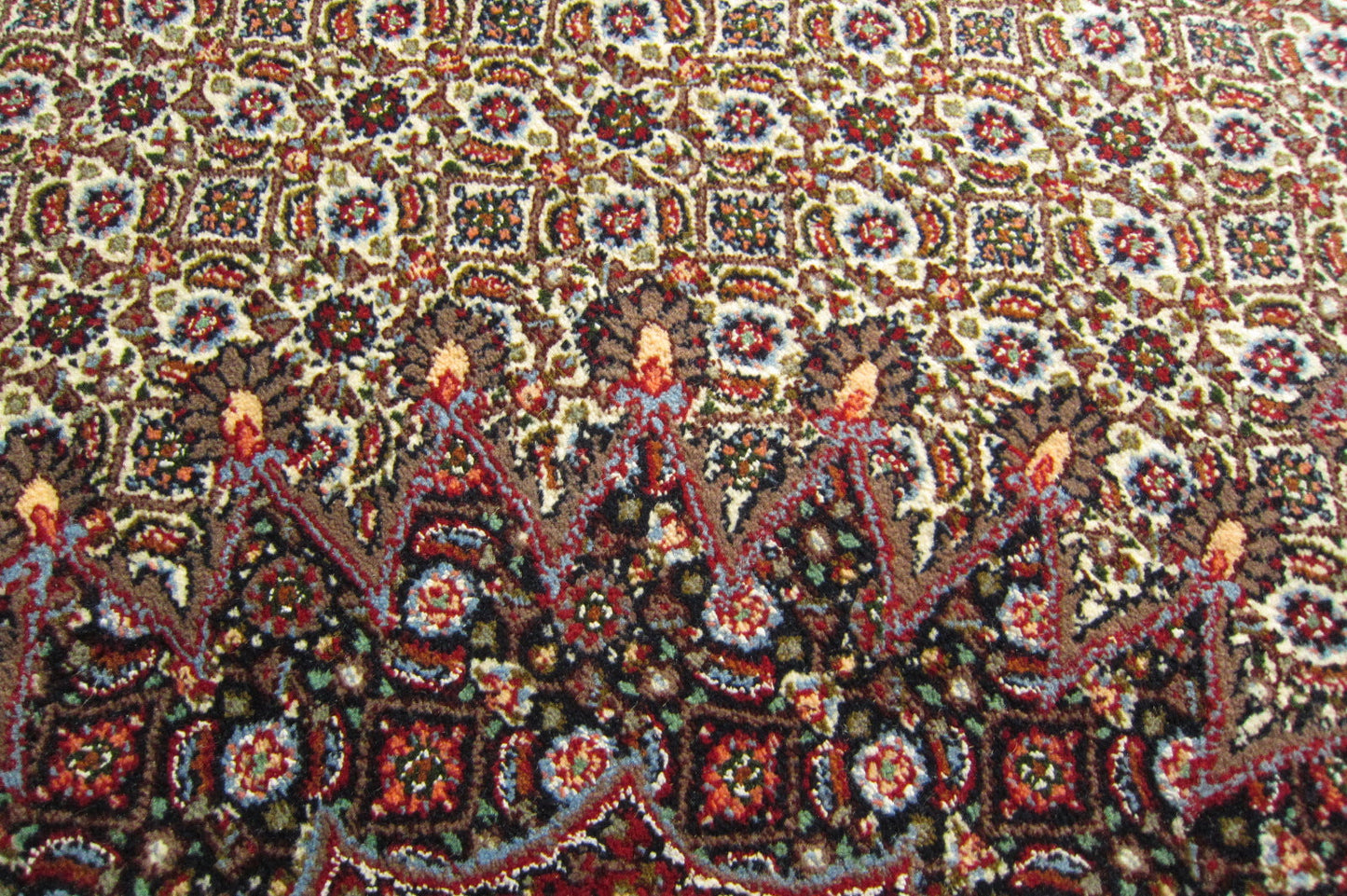 イラン直輸入★ムード産ペルシャ絨毯・カーペット