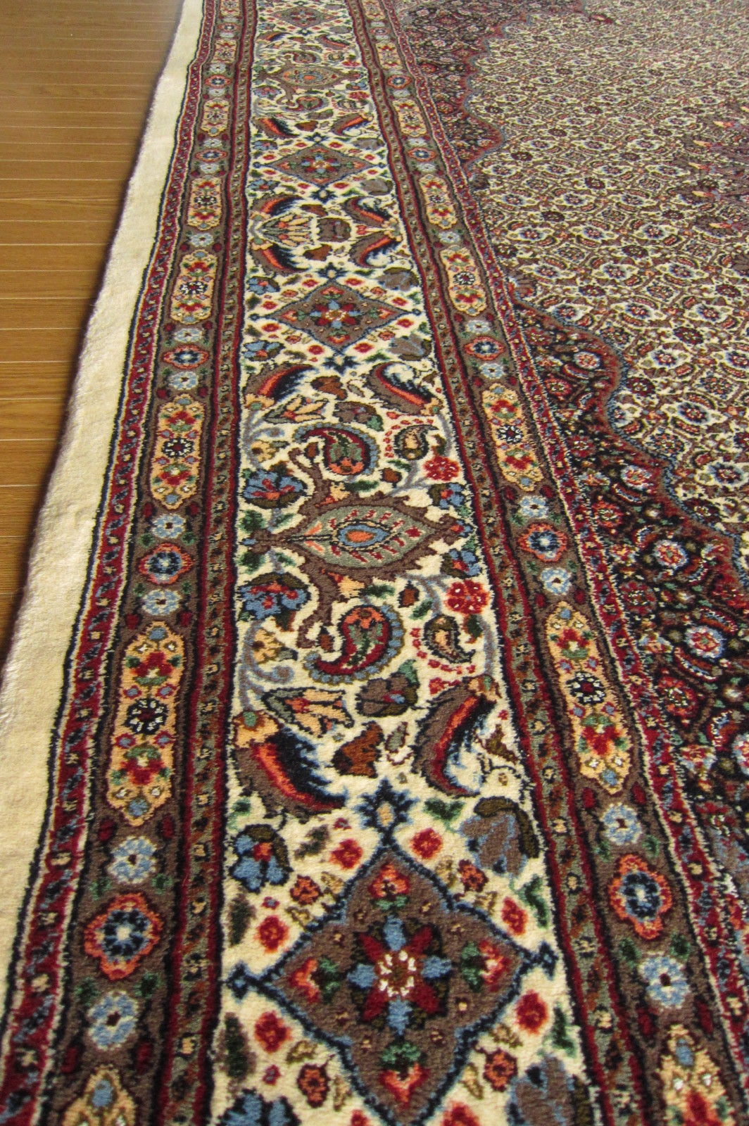 イラン直輸入★ムード産ペルシャ絨毯・カーペット