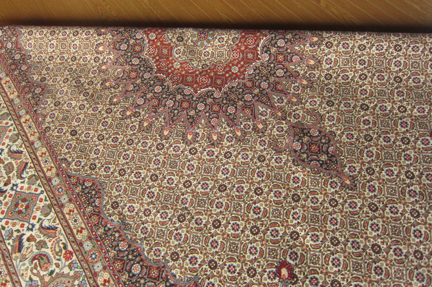 イラン直輸入★ムード産ペルシャ絨毯・カーペット