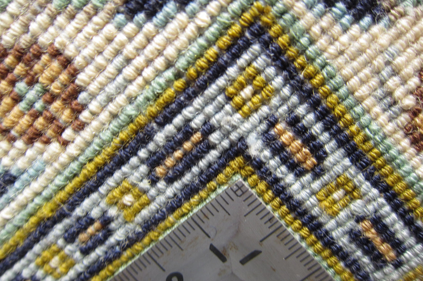 カーシャン産カーペット (163×116cm)