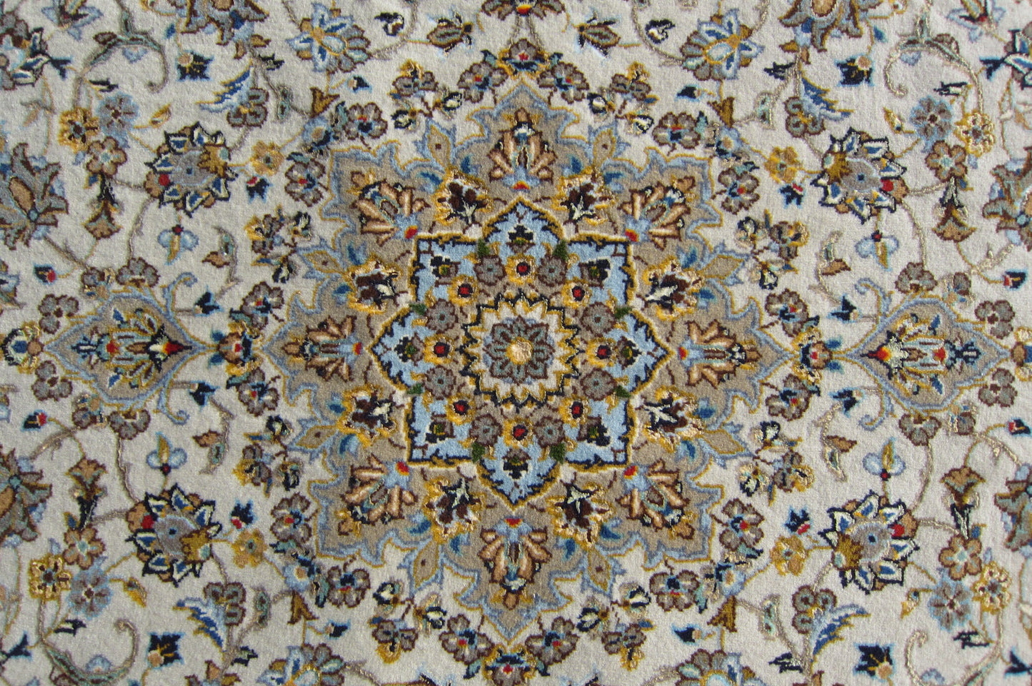 カーシャン産カーペット (163×116cm)