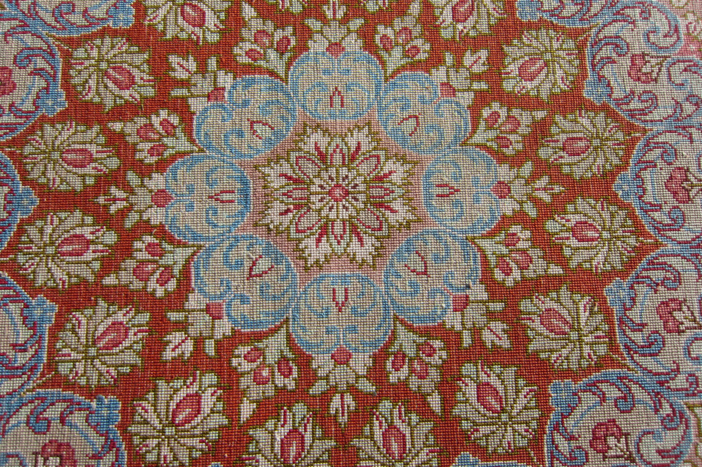 クム産シルクカーペット (152×100cm)