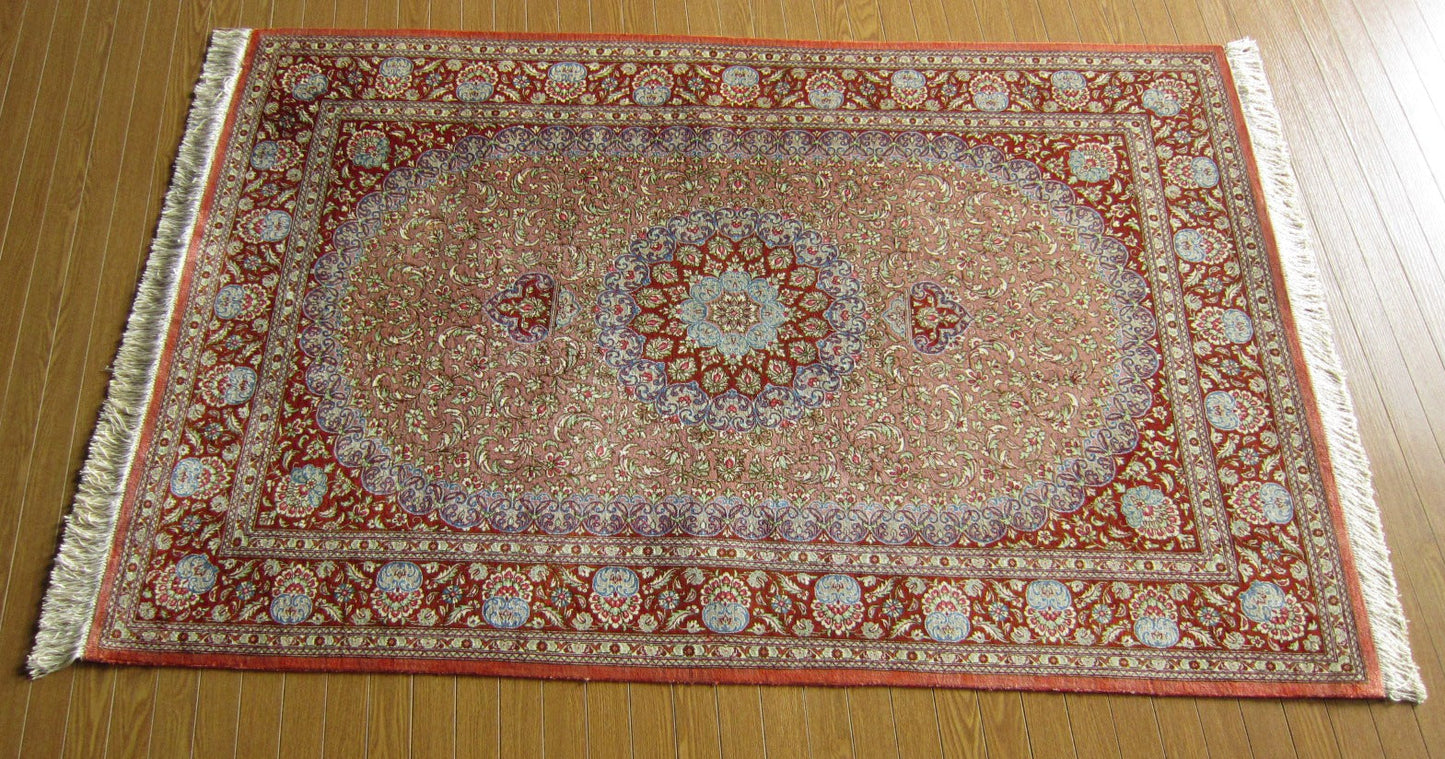 クム産シルクカーペット (152×100cm)