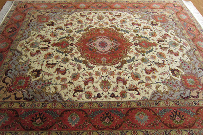 タブリーズ産カーペット (202×152cm)