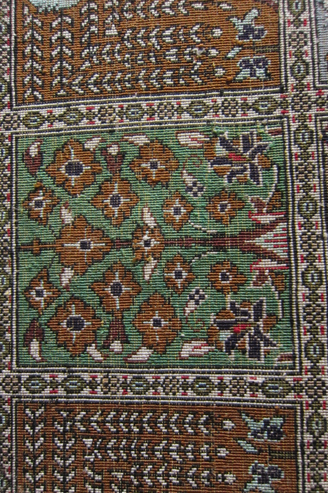 クム産シルクカーペット (115×78cm)