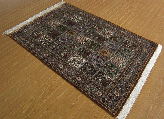 クム産シルクカーペット (115×78cm)