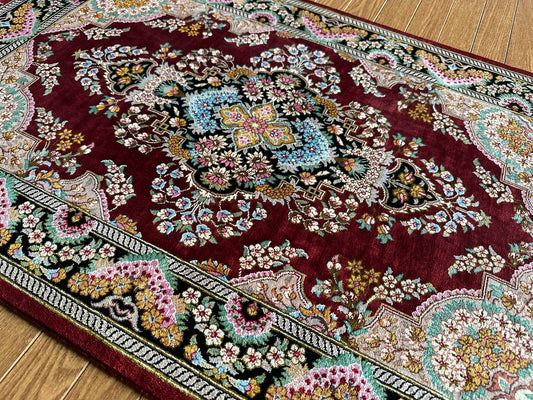 クム産シルクカーペット (90×60cm) AHMADI工房