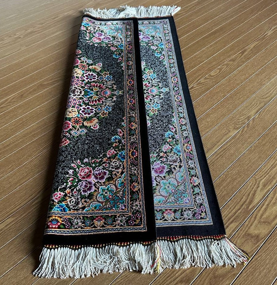 クム産シルクカーペット (90×60cm) KEYVAN工房