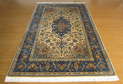 カーシャン産カーペット (230×147cm)