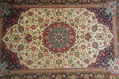 クム産シルクカーペット (150×100cm)