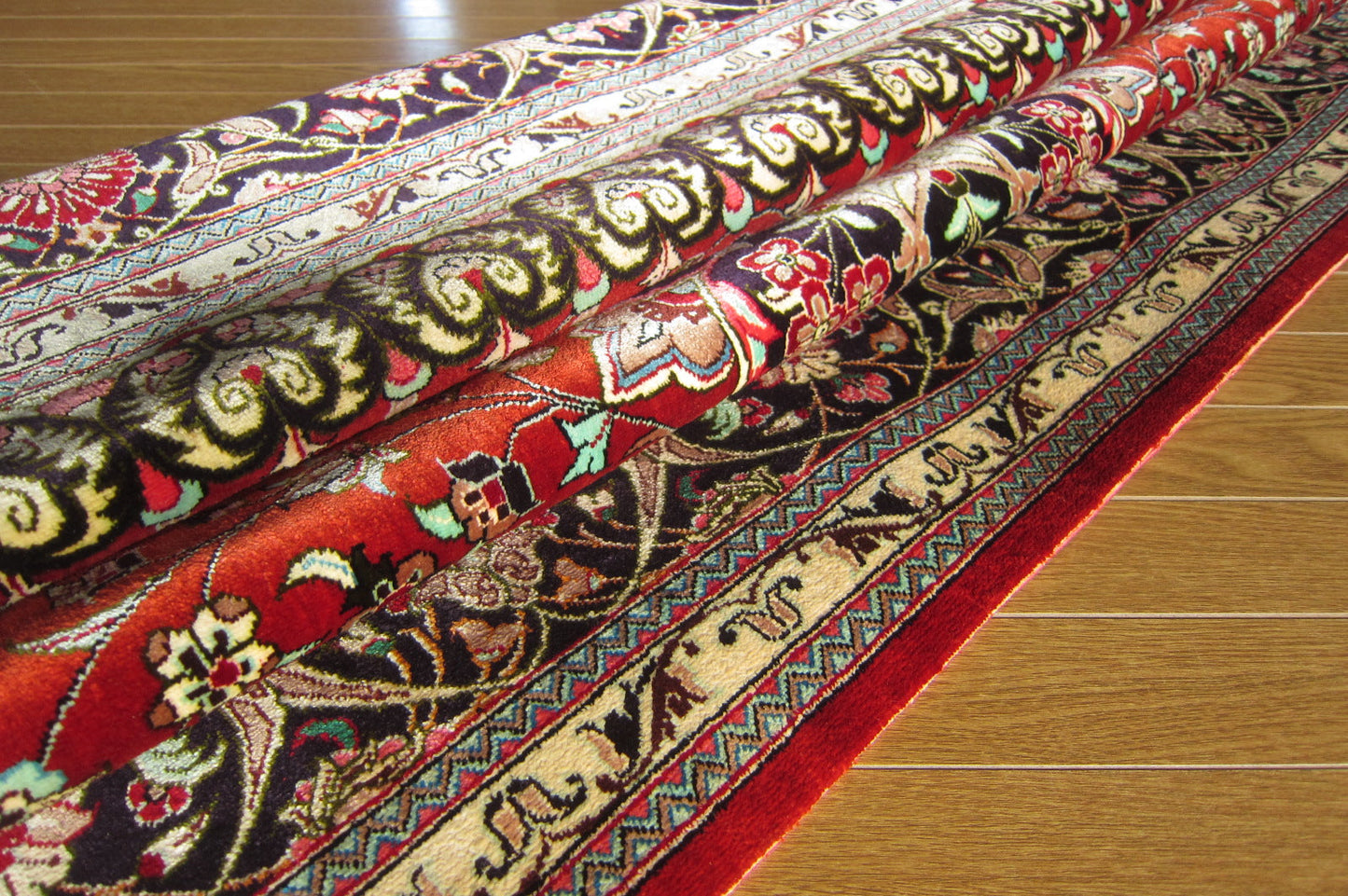 クム産シルクカーペット (194×135cm)