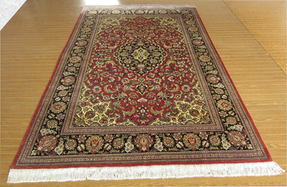 クム産シルクカーペット (213×139cm)