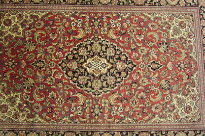 クム産シルクカーペット (213×139cm)