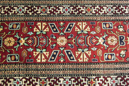 クム産 AHMADI シルクカーペット (196×126cm)