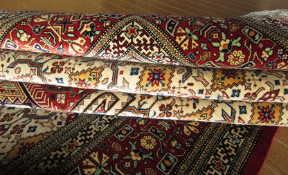 クム産 AHMADI シルクカーペット (196×126cm)