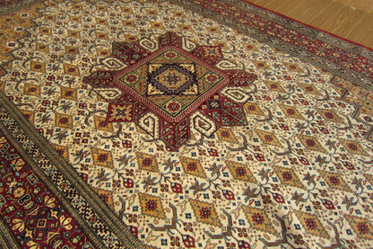 クム産 AHMADI シルクカーペット (196×126cm)