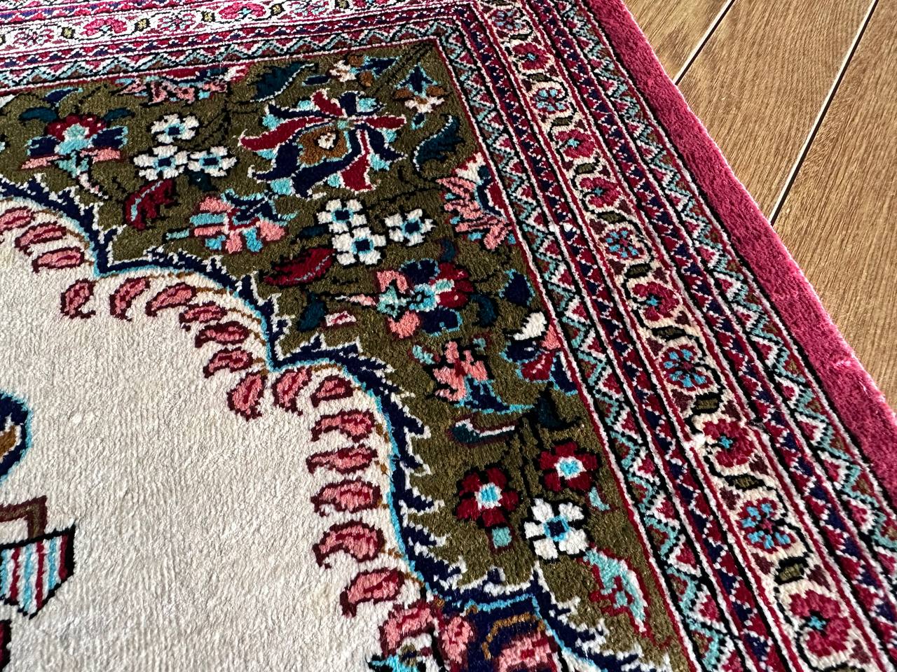 クム産シルクカーペット (75×55cm)