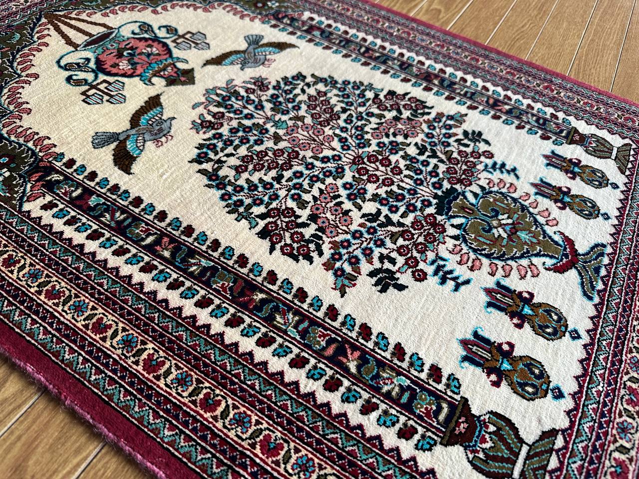 クム産シルクカーペット (75×55cm)