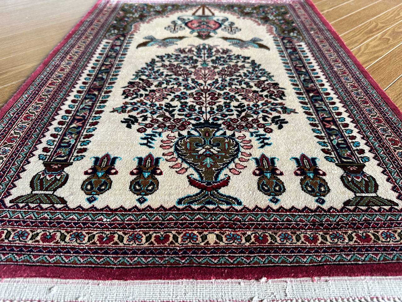 クム産シルクカーペット (75×55cm)