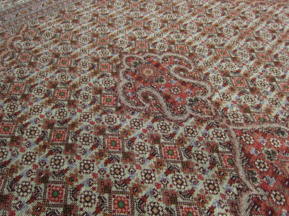 タブリーズ産カーペット (212×155cm)
