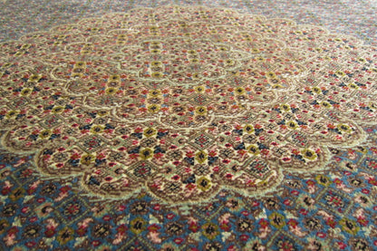 タブリーズ産カーペット (196×151cm)