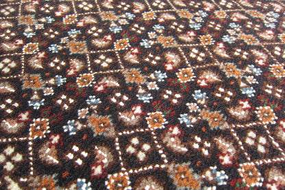 タブリーズ産カーペット (204×150cm)