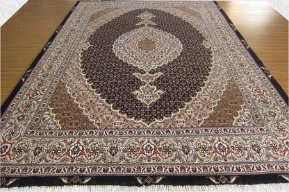 タブリーズ産カーペット (204×150cm)