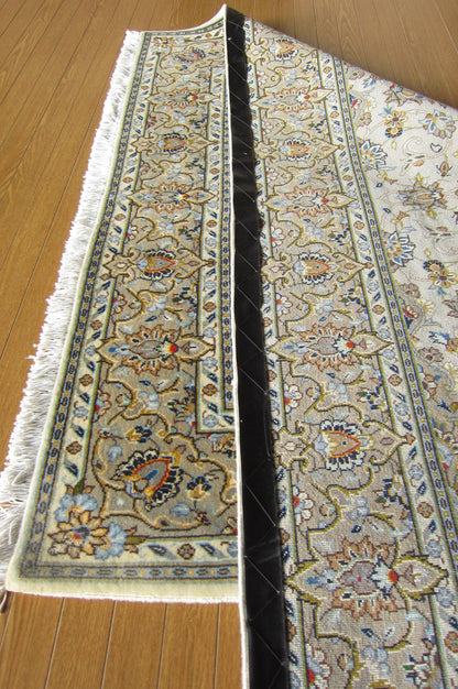 カーシャン産カーペット (163×116cm)