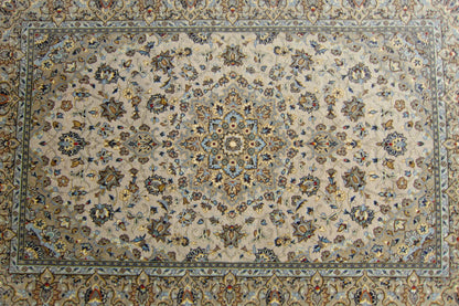 カーシャン産カーペット (164×115cm)