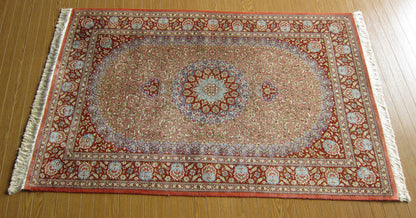 クム産シルクカーペット (152×100cm)
